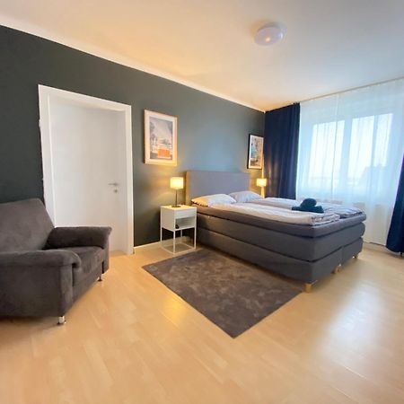 Moderne Wohnung Naehe Hauptbahnhof Linz Bagian luar foto