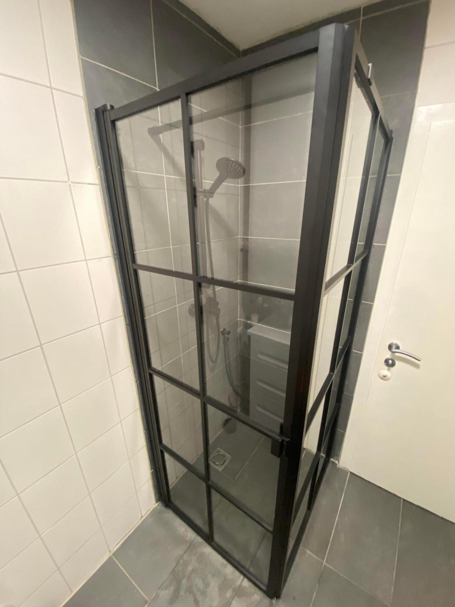 Moderne Wohnung Naehe Hauptbahnhof Linz Bagian luar foto